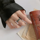 S925 Sterling Silver Unique Design Emerald Zircon Woven Fried Dough Twist Open-ended Ring