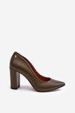 Elegant Pointed-Toe Leather Pumps with Comfortable Fit