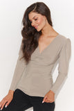 Elegant Fitted Women's Blouse with V-Neck and Buff Sleeves