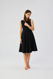 Elegant Sleeveless Flared Dress with Pockets and Zipper