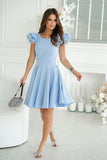 Elegant Dress with Unique Shoulder Buffets and Zipper