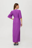 Elegant Maxi Dress with V-Neck and Short Wide Sleeves