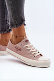 Stylish Women's Sneakers for All-Day Comfort and Grip
