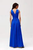 Elegant Maxi Dress with Cutout Back and Slit Detail