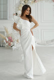 Elegant One Shoulder Dress with Feather Details for Events
