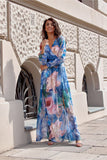 Elegant Maxi Dress with Flowing Cut and Stylish Details