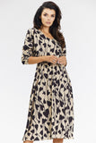 Elegant Beige and Black Kimono Midi Dress with Long Sleeves