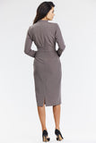 Elegant Long Sleeve V-Neck Midi Dress in Classy Green