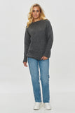 Cozy Loose-Fit Sweater with Classic Round Neckline