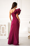 Elegant One Shoulder Dress with Feather Accents for Events