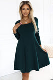Elegant Green Trapezoidal Dress with Long Sleeves
