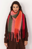 Elegant Colorful Scarf with Tassels for Stylish Winter Wear