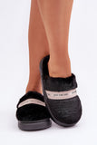  Slippers model 204935 Step in style 
