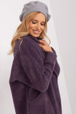 Elegant Smooth Beret with Delicate Antenna Detail