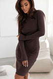 Elegant Fitted Knee-Length Dress in Soft Striped Fabric