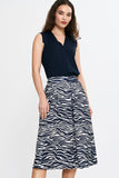 Elegant Midi Skirt with Pleated Waistband and Pockets