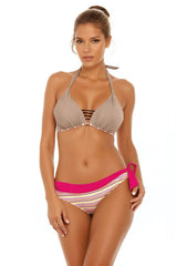 Feminine Two-Piece Swimsuit with Stylish Push-Up Design - beige / s