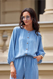 Stylish Button-Up Shirt with Loose Fit and Wide Sleeves