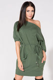 Loose-Fitting Knitted Dress with Front Pockets and Boat Neck