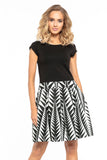 Elegant Dress with Contrasting Pleats and Boat Neckline