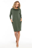 Loose-Fitting Boat Neck Dress with Hip Pockets