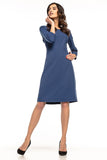 Elegant Trapezoidal Dress with 3/4 Sleeves and Darts