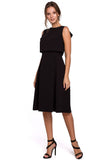 Elegant Cut Dress with Exposed Back and Flared Skirt