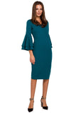 Elegant Dress with Flowing Sleeves for Special Occasions