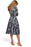 Elegant Flared Dress with Stand-Up Collar and Back Slit
