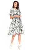 Bright Moro Midi Dress with Boat Neckline and Short Sleeves