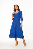 Elegant Maxi Dress with 3/4 Sleeves and Zipper Closure