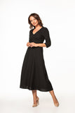 Elegant Maxi Dress with 3/4 Sleeves and Pleated Bust