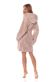 Cozy Hooded Women's Bathrobe with Pockets for Cold Days