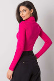 Fitted one-color turtleneck with long sleeves, versatile style.