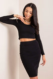 Versatile cotton skirt, clasp-free for effortless style.