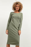 Elegant Fitted Midi Dress with Boat Neckline