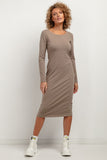 Elegant Fitted Midi Dress with Boat Neckline