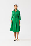 Elegant Blushed Dress with Collar and Button Closure