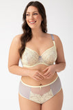 Elegant Soft Back-Fastening Bra with Lace Details