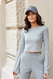 Fashionable Ribbed Blouse with Extended Sleeves