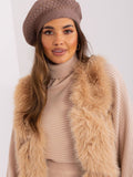Elegant Smooth Beret with Shiny Detail for Chic Outfits