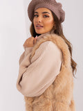 Elegant Smooth Beret with Shiny Detail for Chic Outfits