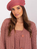 Elegant Smooth Beret with Shiny Detail for Chic Style