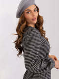 Chic Smooth Beret with Shiny Accent for Stylish Outfits