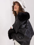Elegant Smooth Beret with Shiny Accent for Stylish Looks