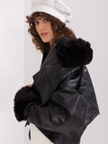 Elegant Smooth Beret with Shiny Accent for Stylish Looks